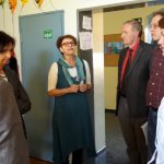 Fachpolitiker der Ratsfraktionen beim Besuch der Kath. Grundschule in Bilderstöckchen im Mai 2016